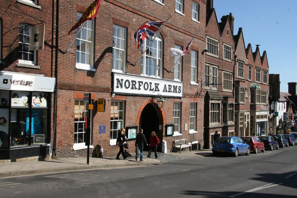 Norfolk Arms Hotel Arundel Buitenkant foto