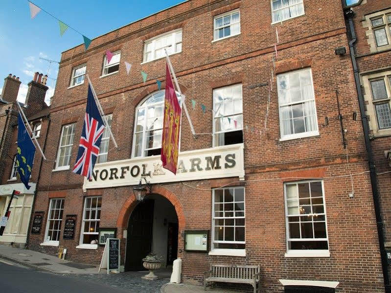 Norfolk Arms Hotel Arundel Buitenkant foto