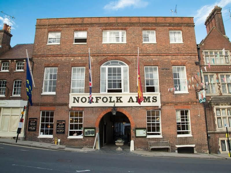 Norfolk Arms Hotel Arundel Buitenkant foto