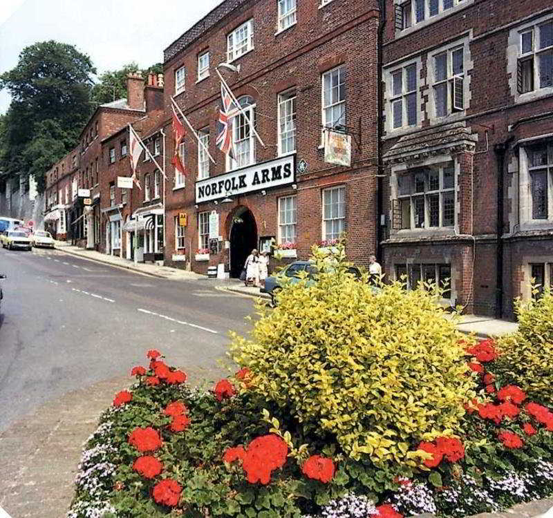 Norfolk Arms Hotel Arundel Buitenkant foto